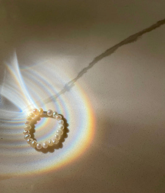 Simple Pearls Ring