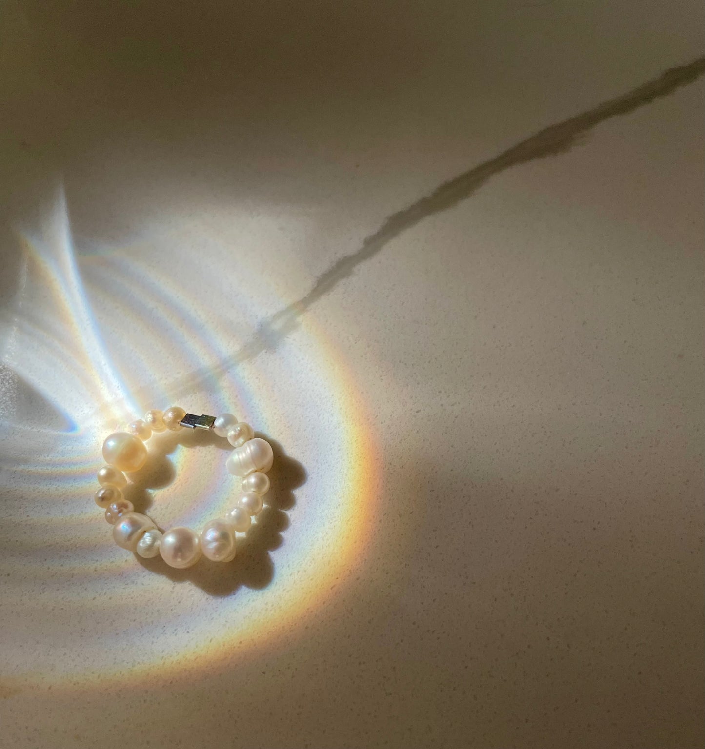 Irregular simple pearls ring