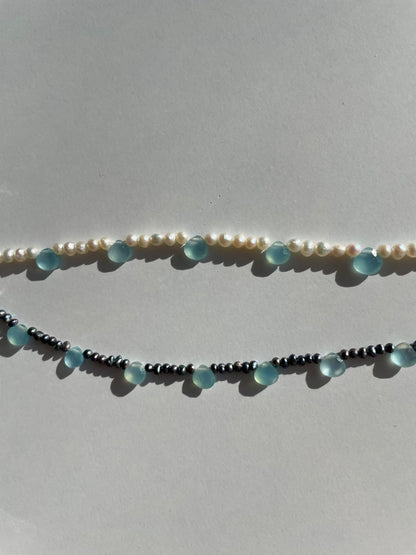 Ocean eyes necklace / white