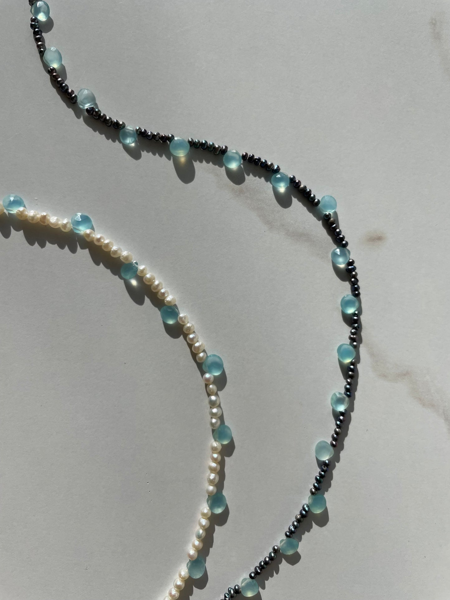 Ocean eyes necklace / white