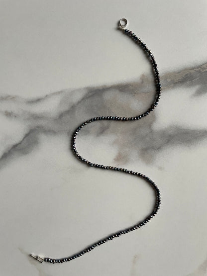 Simple freshwater peacock pearls