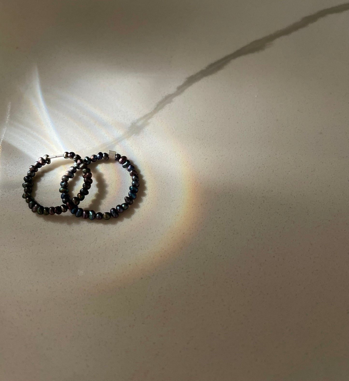Simple freshwater pearls peacock ring