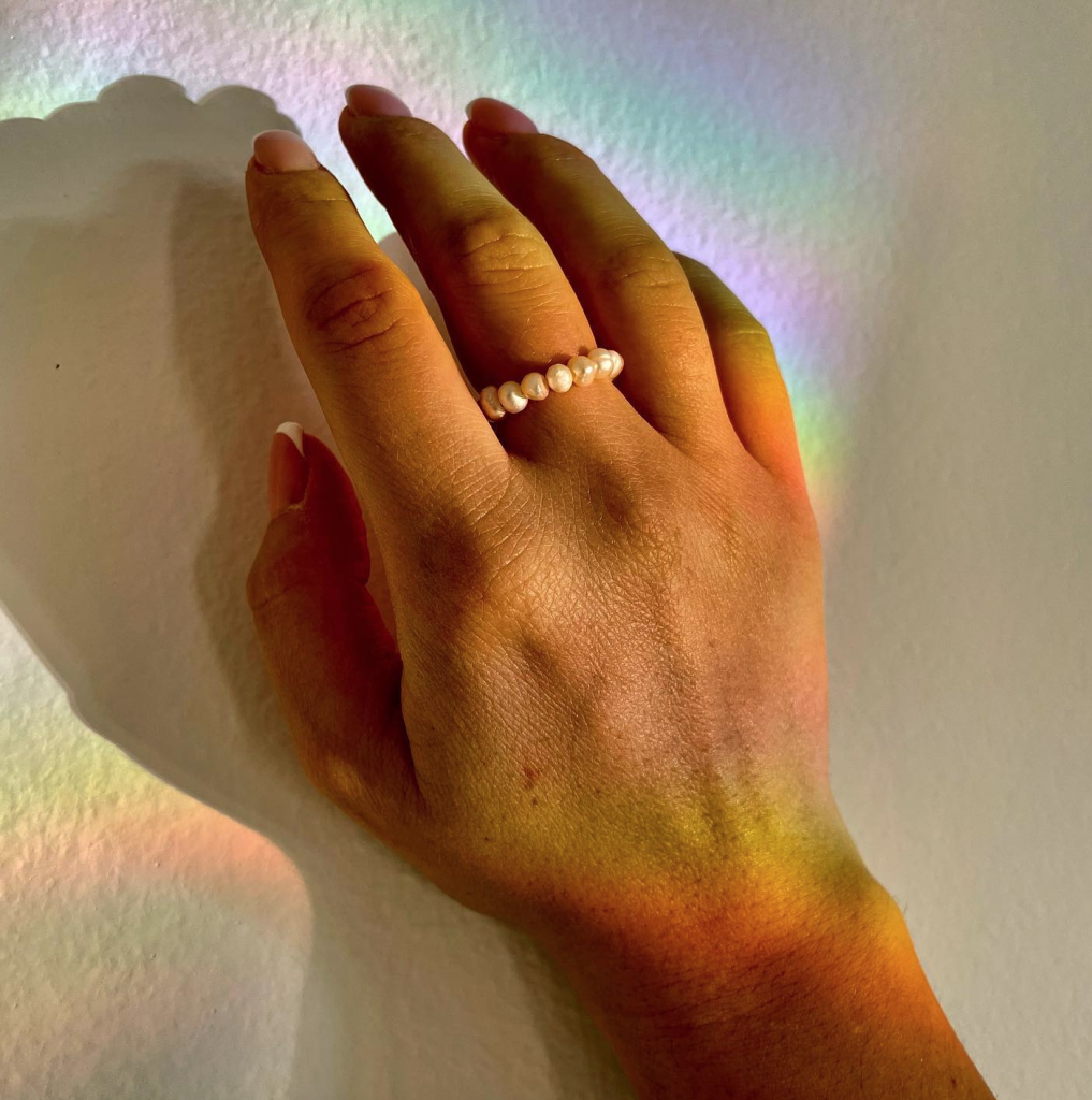 pearl_rings_lights