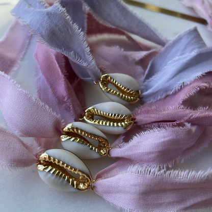 silks_bracelets_gold_dipped_shells_pinks